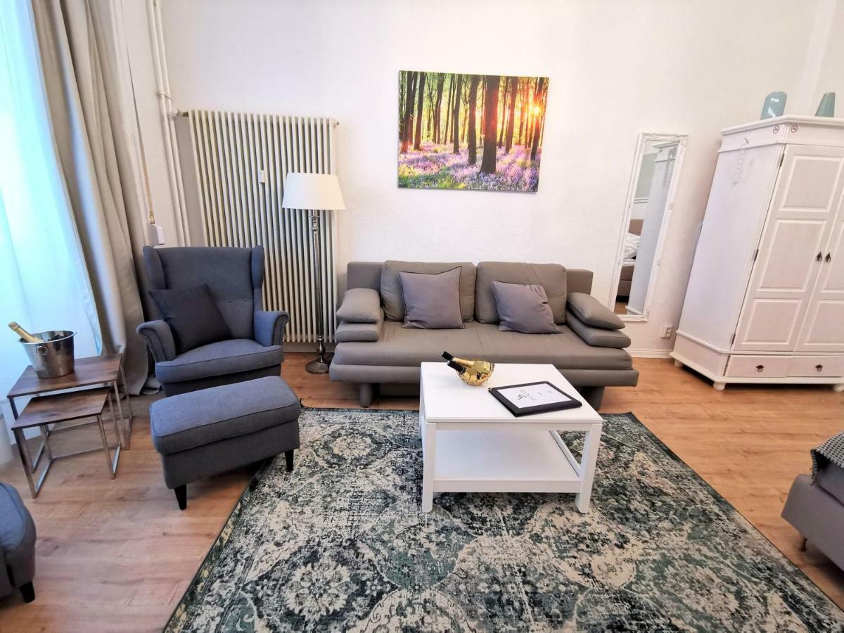 Kvh By Rockchair Apartments L Superhost Status L Boxspringbett Am Schloss Charlottenburg Welcomes You! Berlín Exteriér fotografie